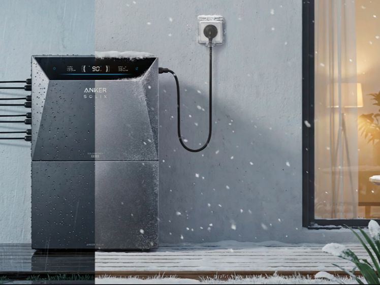 Batteries Charged by Solar Panels: Complete Guide 2026