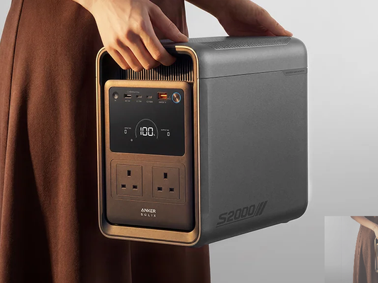 UPS portable power station